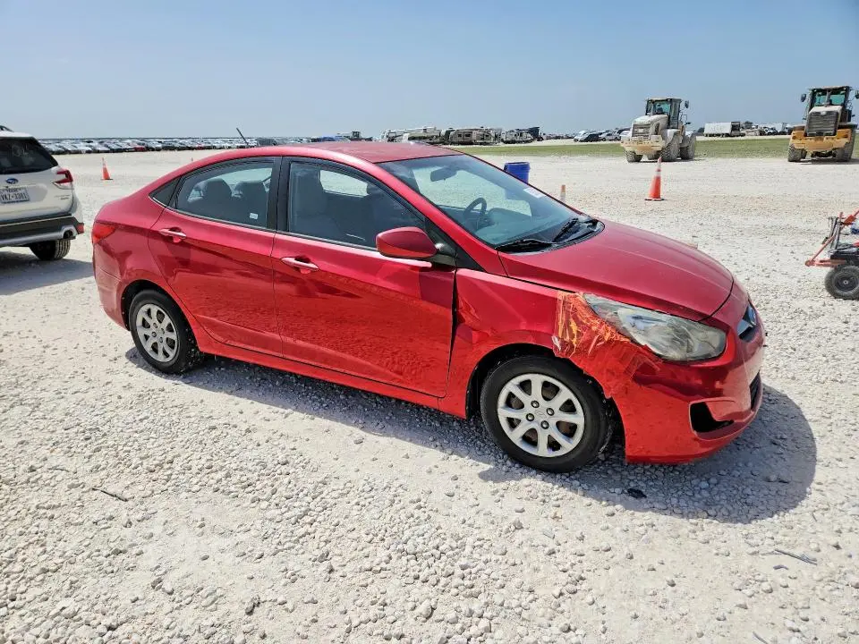 2014 HYUNDAI ACCENT GLS  