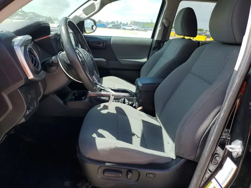 2021 TOYOTA TACOMA SR5 V6  