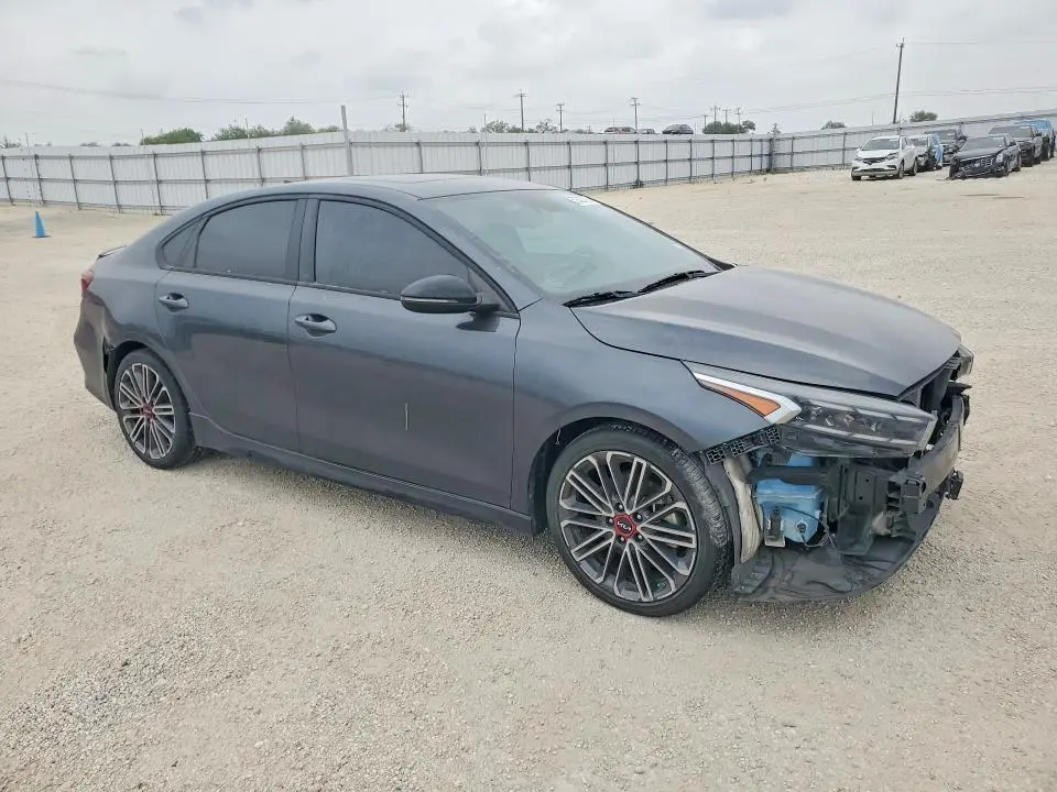 2023 KIA FORTE GT  