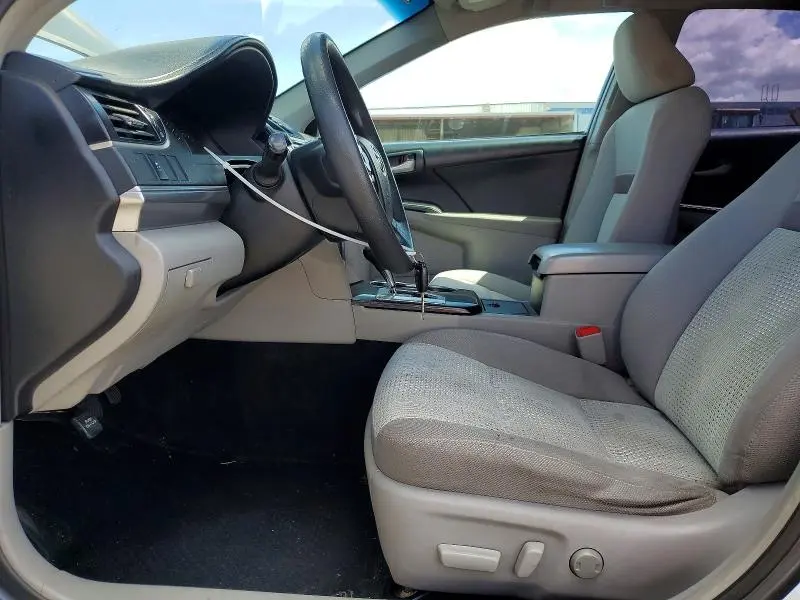 2014 TOYOTA CAMRY LE  