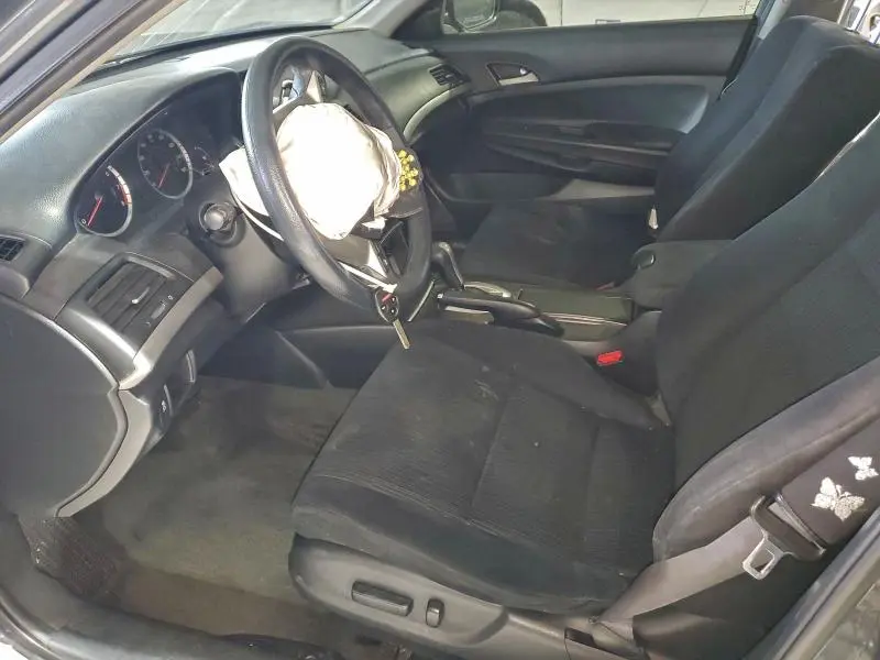2011 HONDA ACCORD LXP  