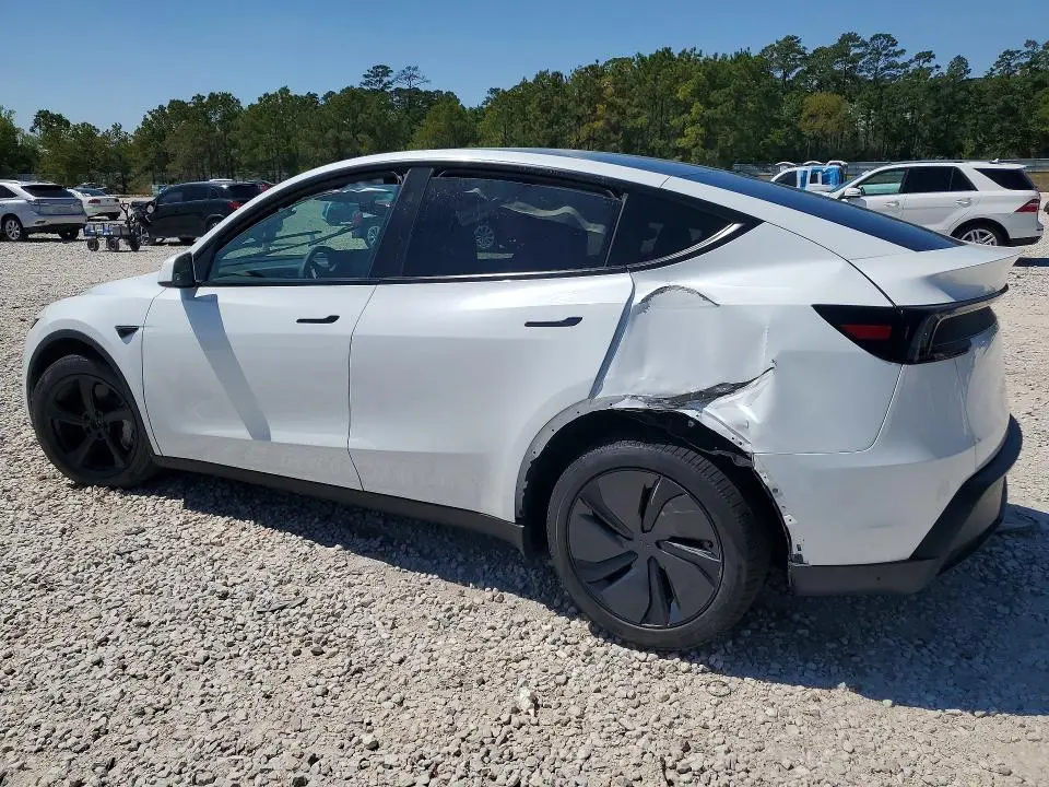 2026 TESLA MODEL Y   