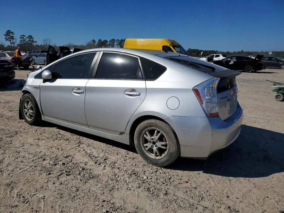 2011 TOYOTA PRIUS   