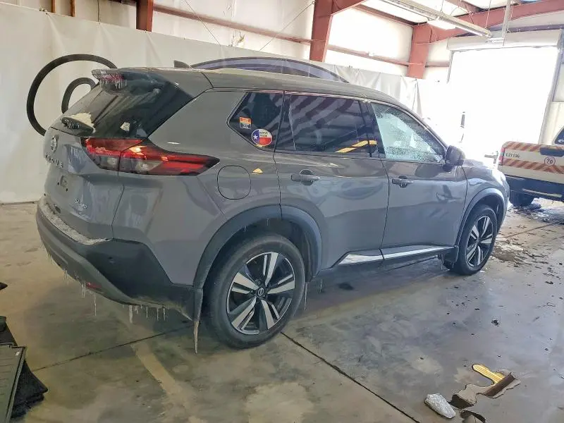2021 NISSAN ROGUE SL  