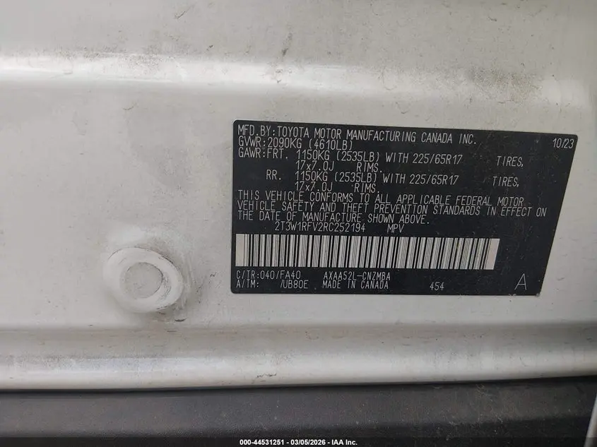 2024 TOYOTA RAV4 XLE