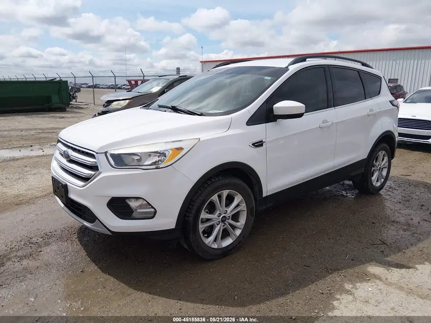 2018 FORD ESCAPE SE