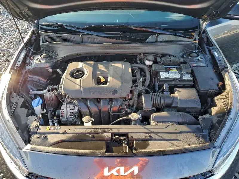 2023 KIA FORTE GT LINE  