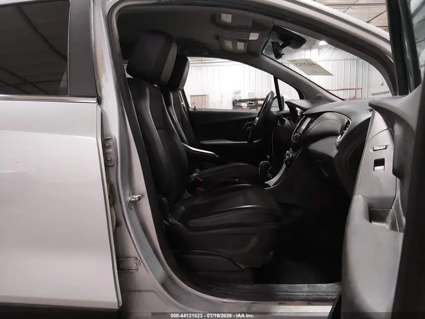 2017 CHEVROLET TRAX LT