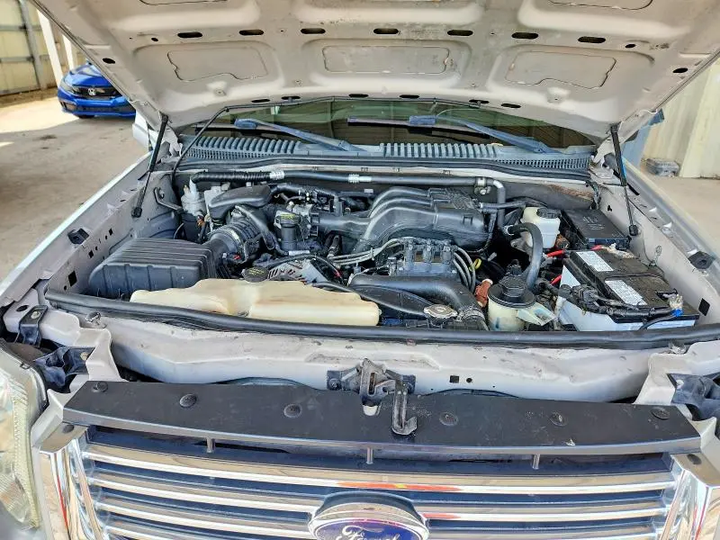 2010 FORD EXPLORER XLT  