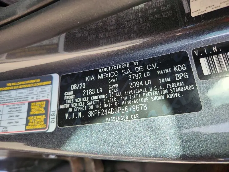 2023 KIA FORTE LXS  