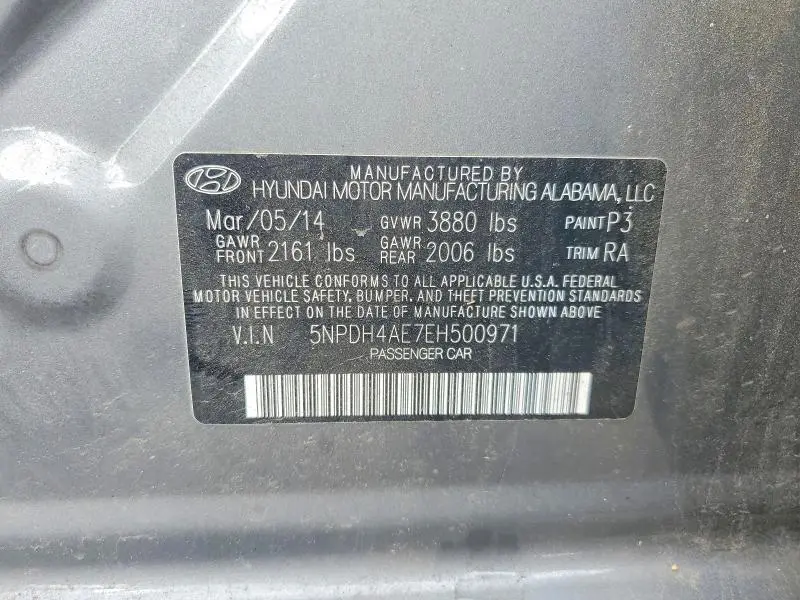 2014 HYUNDAI ELANTRA SE  