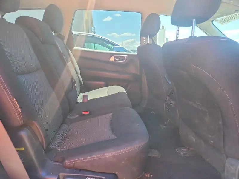 2020 NISSAN PATHFINDER SV  