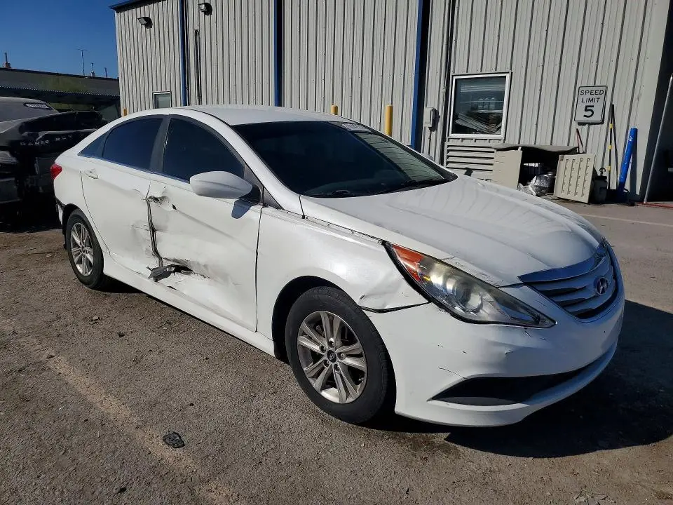 2014 HYUNDAI SONATA GLS  