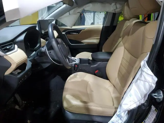 2023 TOYOTA RAV4 XLE PREMIUM  