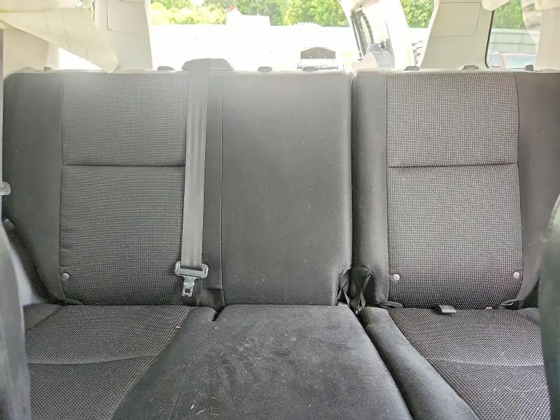 2011 TOYOTA FJ CRUISER BASE  
