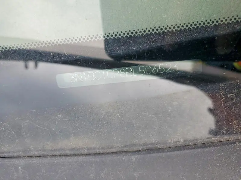 2011 NISSAN VERSA 1.8 S  