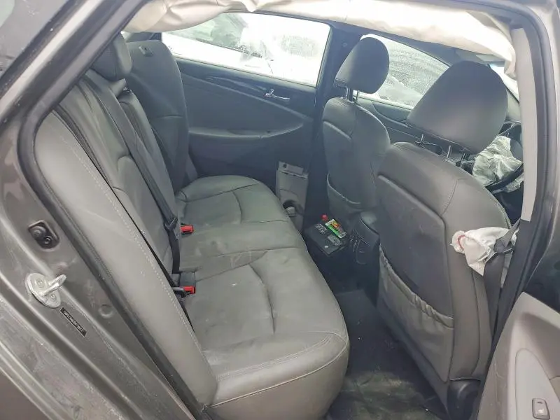 2013 HYUNDAI SONATA SE  