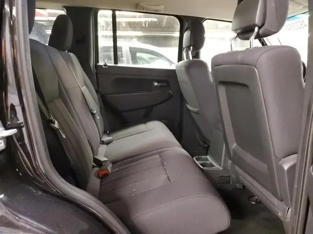 2011 JEEP LIBERTY SPORT  