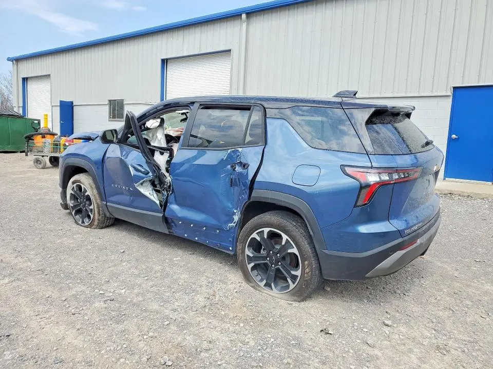 2025 CHEVROLET EQUINOX LT  