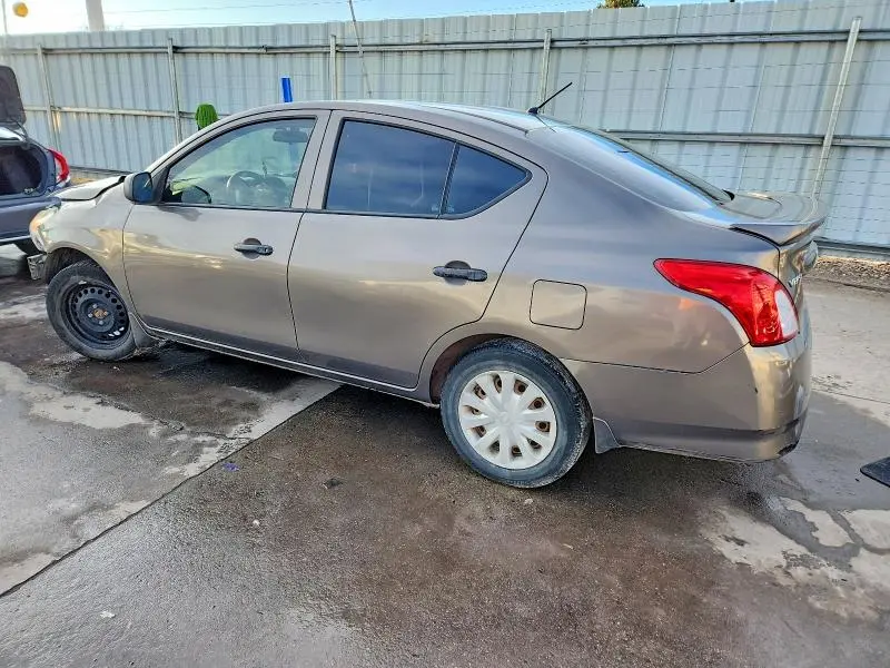 2015 NISSAN VERSA S  