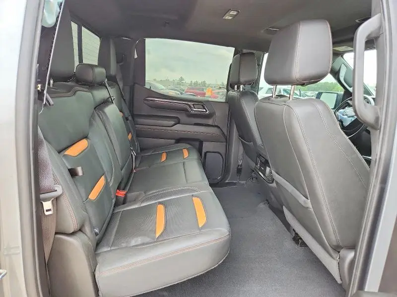 2024 GMC SIERRA K1500 AT4  