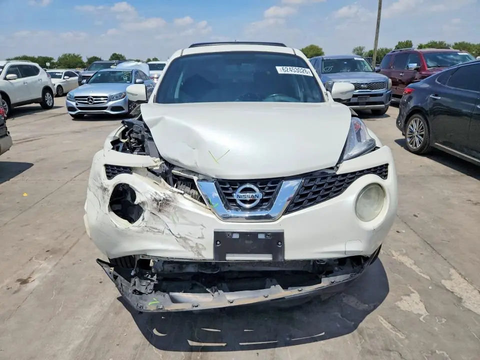 2016 NISSAN JUKE SV  