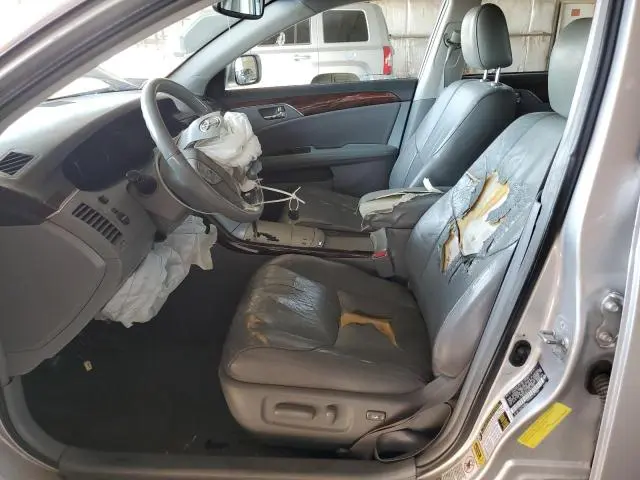 2010 TOYOTA AVALON XL  