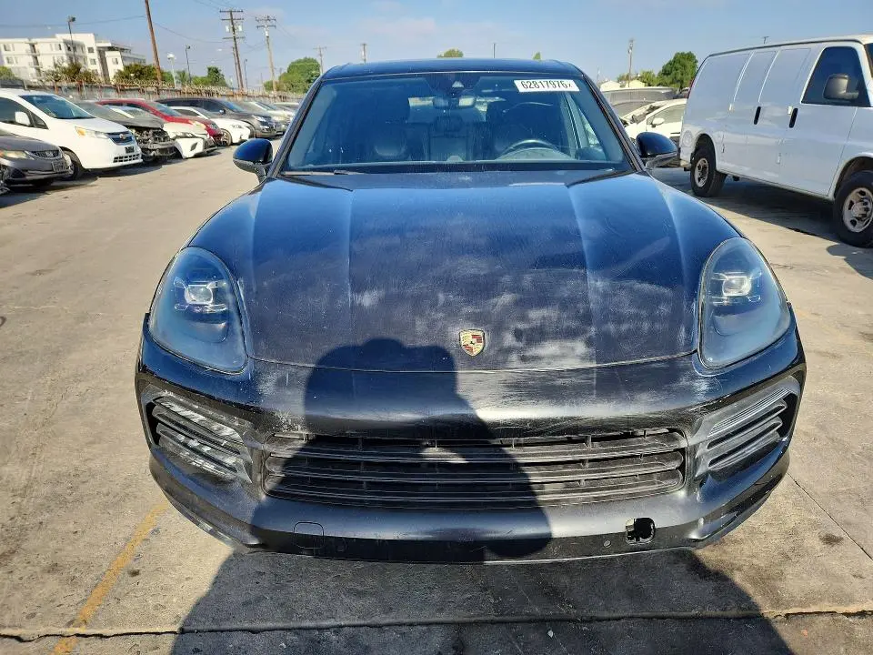 2019 PORSCHE CAYENNE   