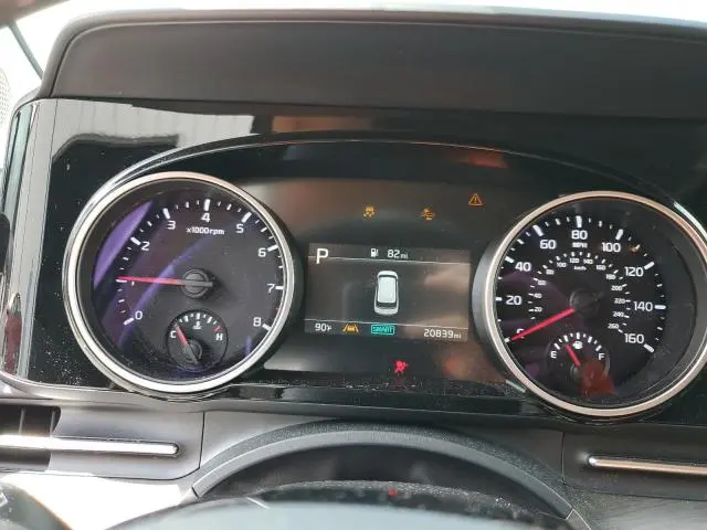 2024 KIA CARNIVAL EX  