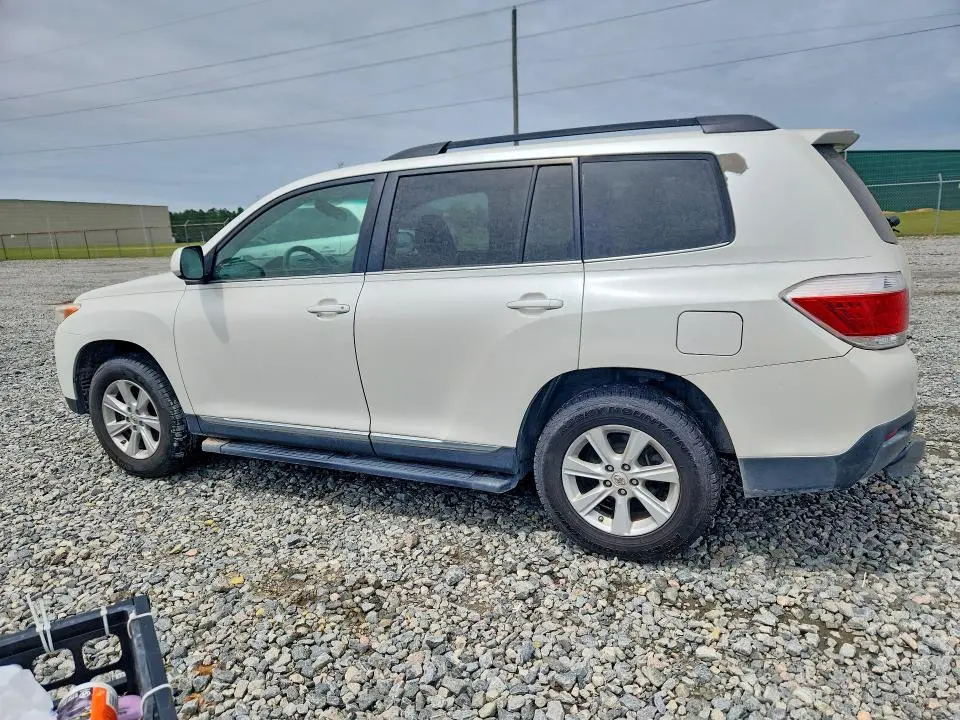 2011 TOYOTA HIGHLANDER BASE  
