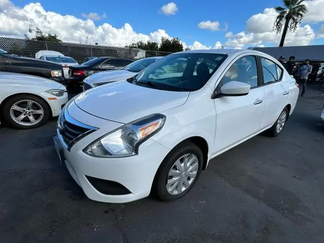 2016 NISSAN VERSA S  