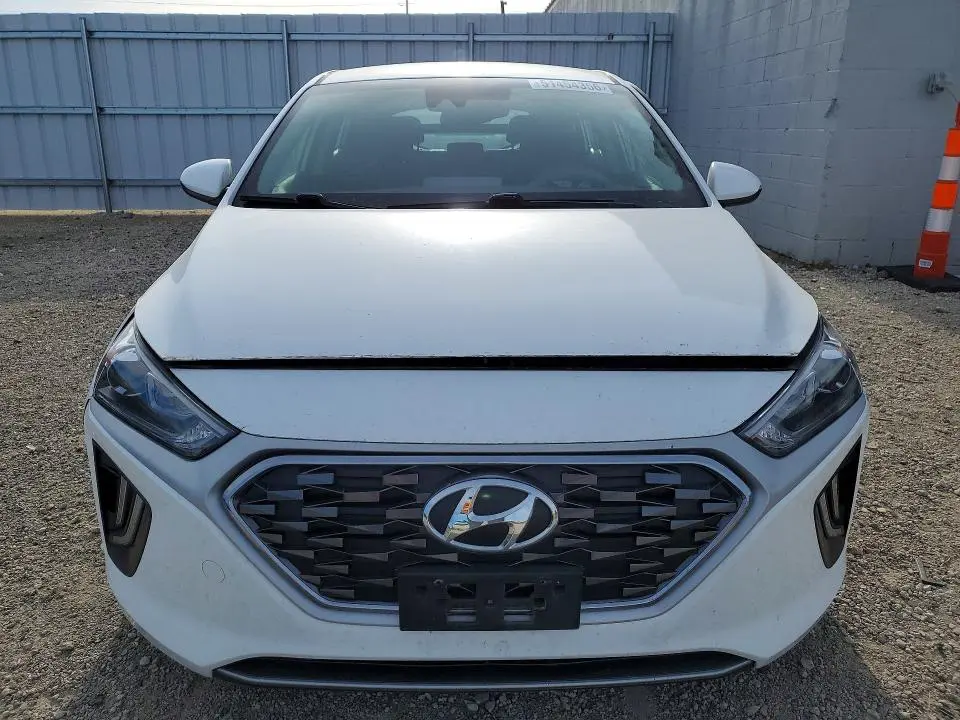 2020 HYUNDAI IONIQ SE  