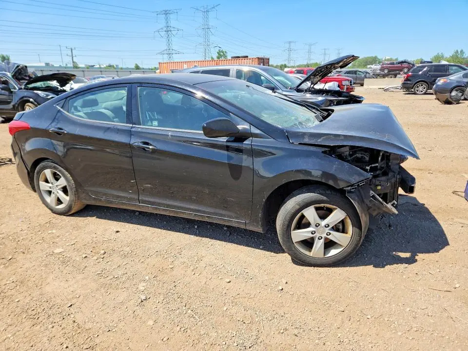2013 HYUNDAI ELANTRA GLS  