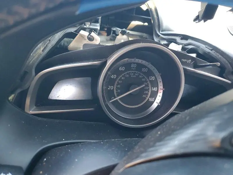 2015 MAZDA 3 TOURING  