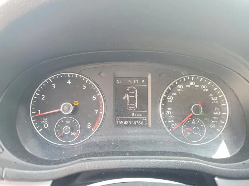 2013 VOLKSWAGEN PASSAT SE  