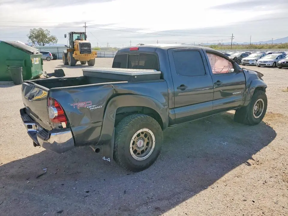 2011 TOYOTA TACOMA V6  