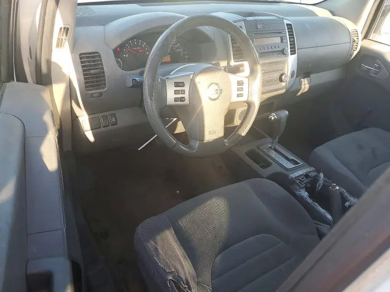 2015 NISSAN FRONTIER S  