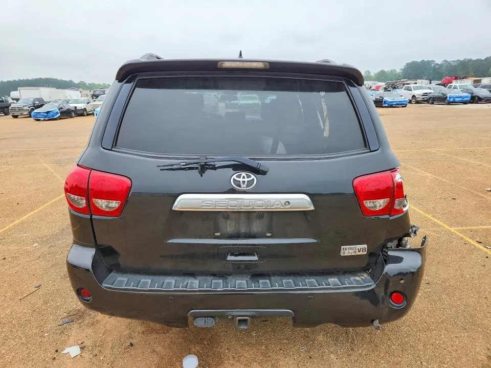 2014 TOYOTA SEQUOIA LIMITED  