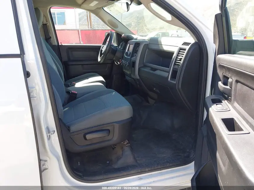2019 RAM 1500 CLASSIC TRADESMAN  4X4 5'7 BOX