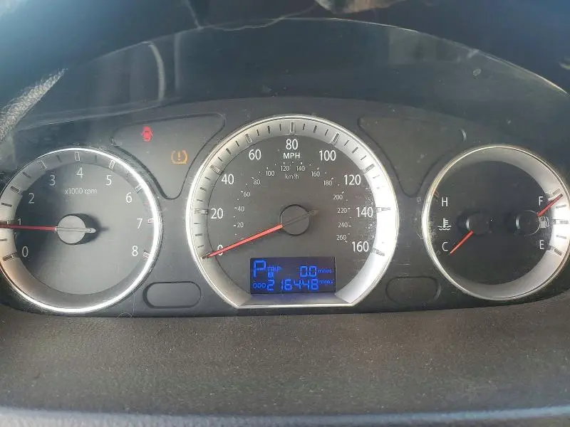 2010 HYUNDAI SONATA GLS  