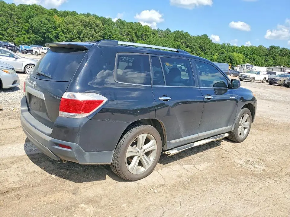 2013 TOYOTA HIGHLANDER LIMITED  