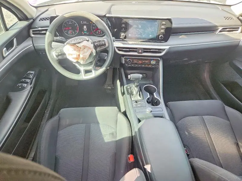 2021 KIA K5 LX  