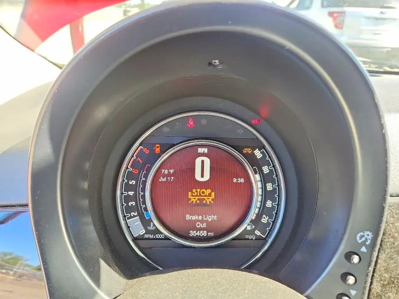 2017 FIAT 500 POP  