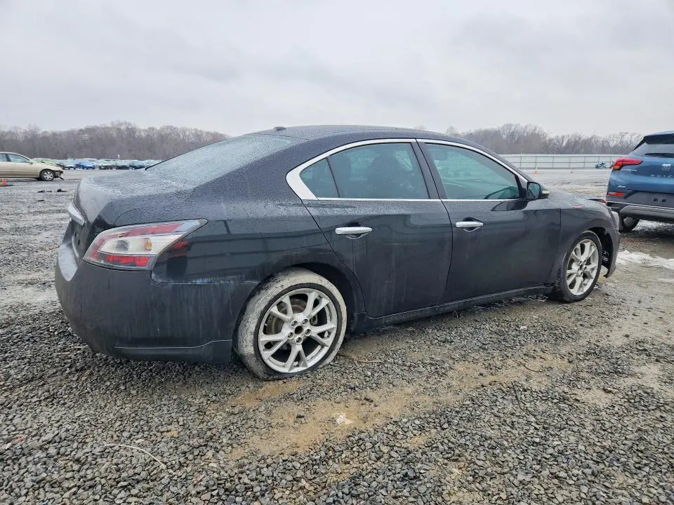2014 NISSAN MAXIMA S  
