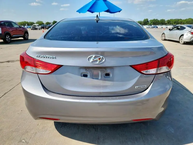 2012 HYUNDAI ELANTRA GLS  