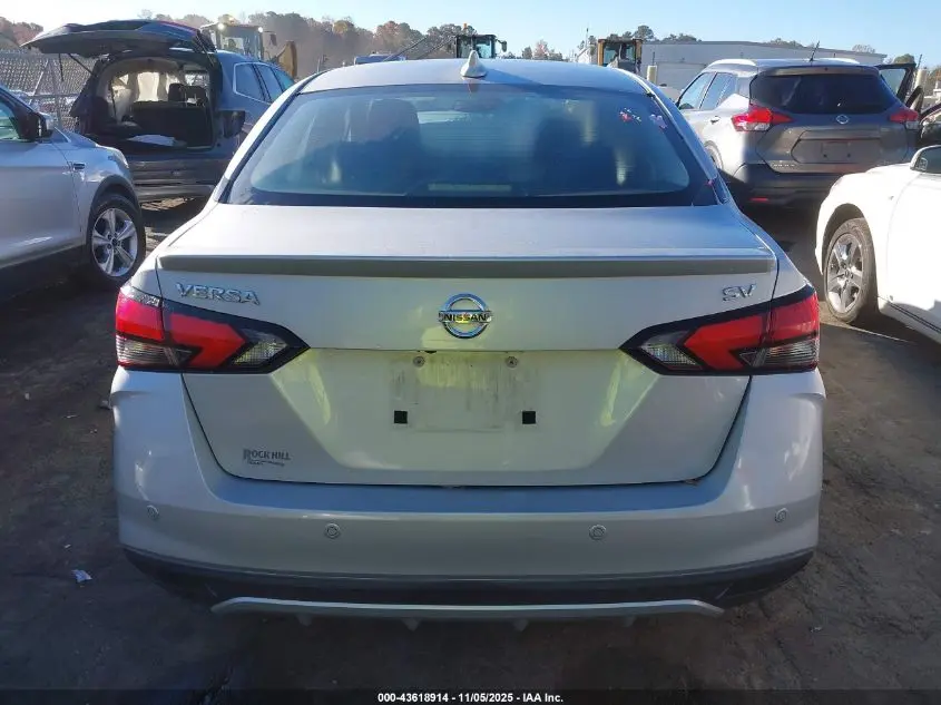 2020 NISSAN VERSA SV XTRONIC CVT