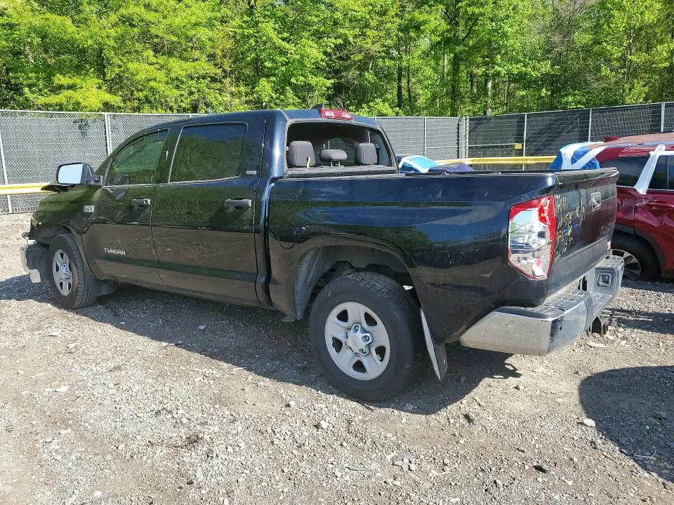 2020 TOYOTA TUNDRA CREWMAX SR5  
