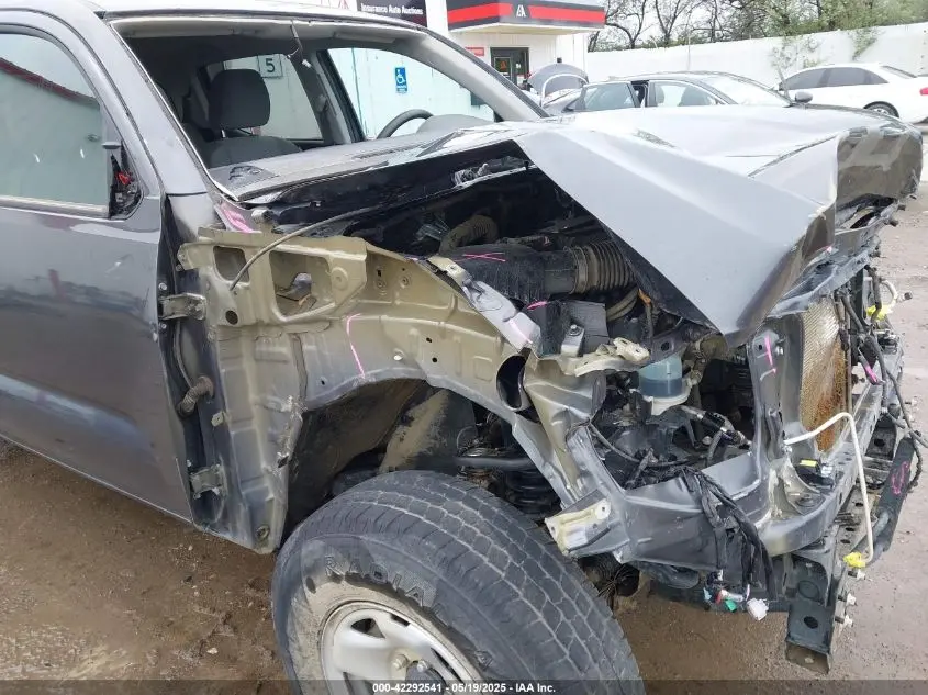 2022 TOYOTA TACOMA SR V6