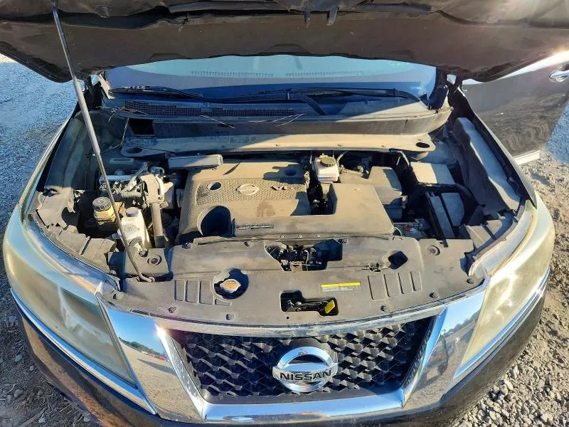 2013 NISSAN PATHFINDER S  