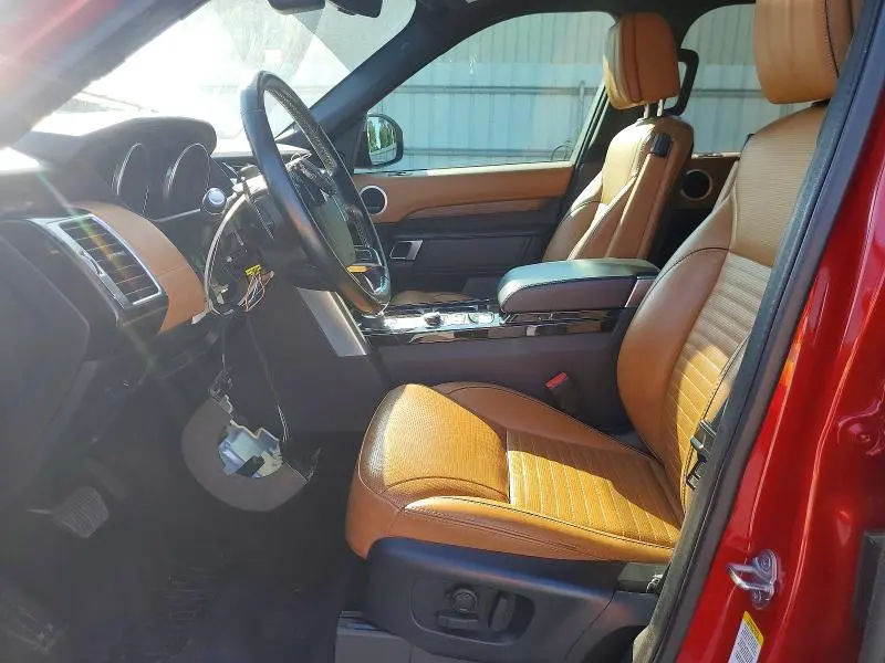 2017 LAND ROVER DISCOVERY HSE LUXURY  